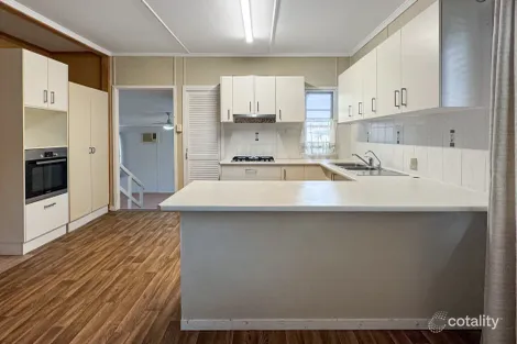 Property photo of 21 Christensen Crescent Maryborough QLD 4650