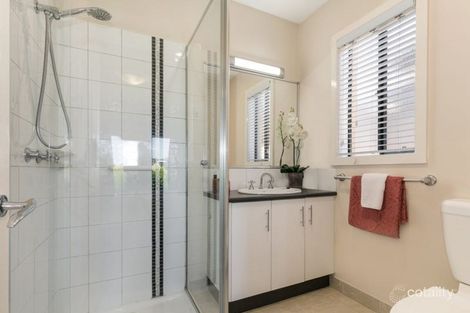Property photo of 2 Amethyst Close Skye VIC 3977