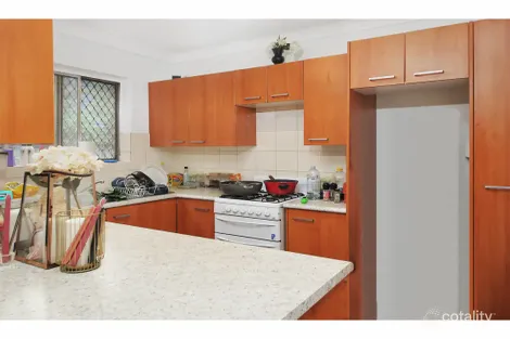 Property photo of 1/47 Victoria Street Fairfield QLD 4103