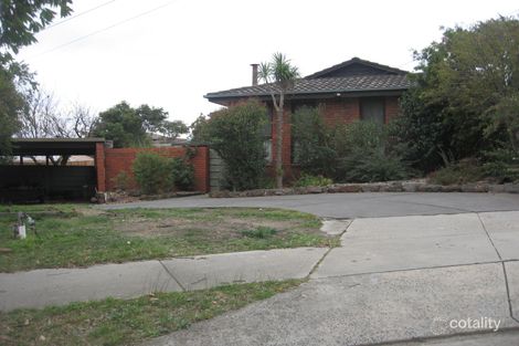 13 Highcliffe Cl, Gladstone Park, VIC 3043