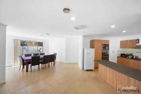 Property photo of 47 Emerald Circuit Craigieburn VIC 3064