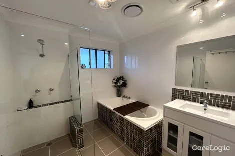 Property photo of 6/8 Christina Court Mermaid Waters QLD 4218