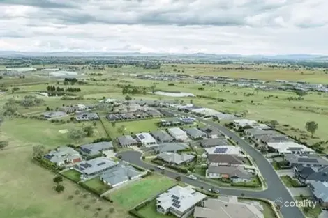 Property photo of 5 Sanctuary Place Hillvue NSW 2340