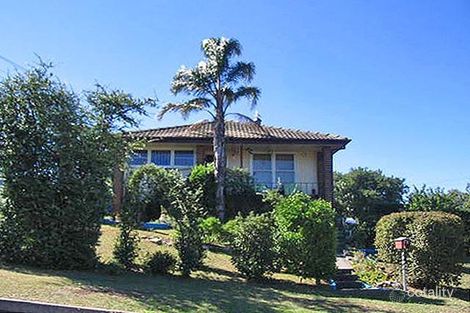 23 Hardwick Cres, Mount Warrigal, NSW 2528