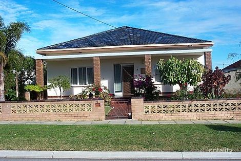 5 Sea View St, Beaconsfield, WA 6162