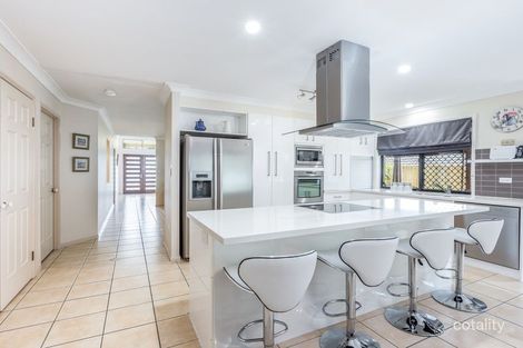 Property photo of 17 Toorak Place Forest Lake QLD 4078