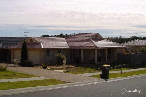 19 Lakeside St, Currans Hill, NSW 2567