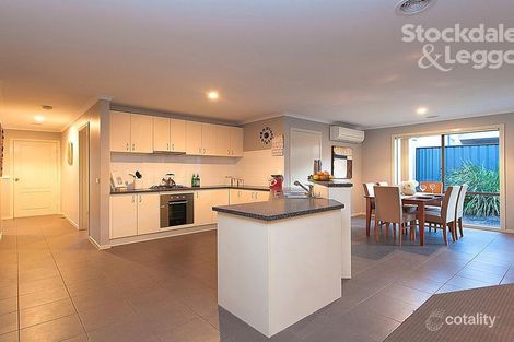 Property photo of 16 Bothwell Green Derrimut VIC 3026
