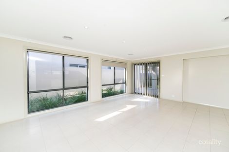 Property photo of 10 Jack Ryan Street Forde ACT 2914