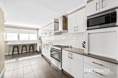 Property photo of 30 Renfrew Crescent Edgeworth NSW 2285