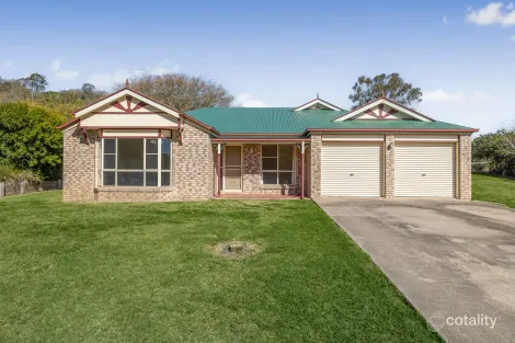 6 Bunya Pine Dr, Hodgson Vale, QLD 4352