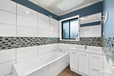 Property photo of 31-33 Cricket Street Cowwarr VIC 3857