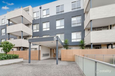 Property photo of 207/5 Sandbelt Close Heatherton VIC 3202