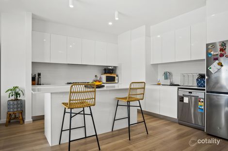 Property photo of 23 Paul Circuit Tullimbar NSW 2527