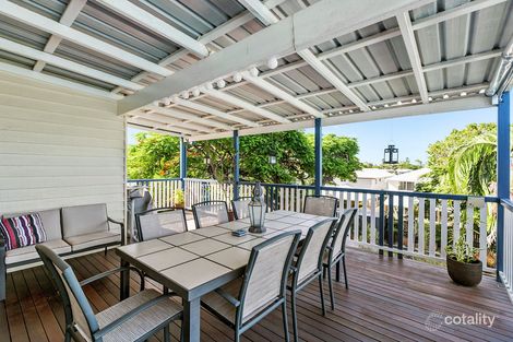 Property photo of 51 Waterview Avenue Wynnum QLD 4178