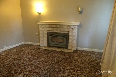 Property photo of 12 Iris Avenue Wendouree VIC 3355