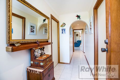 Property photo of 2 Laffitte Place Seaford Rise SA 5169