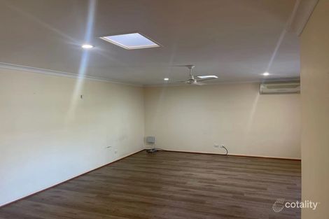 Property photo of 36 Tallowood Way Sunnybank Hills QLD 4109