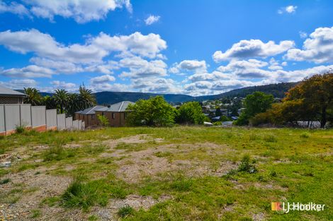 Property photo of 6 Cura Close Lithgow NSW 2790