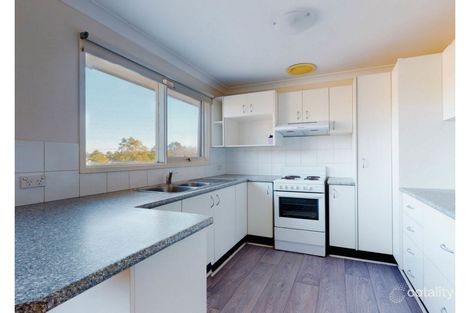 Property photo of 9 Kooloona Crescent Bradbury NSW 2560