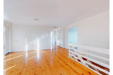 Property photo of 9 Kooloona Crescent Bradbury NSW 2560