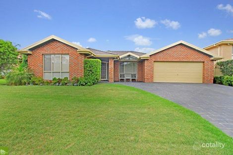 13 Fleet Cres, Albion Park, NSW 2527