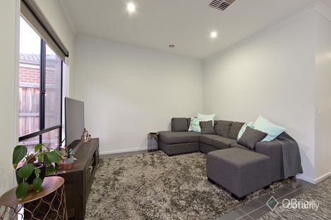 Property photo of 52 Crepe Avenue Cranbourne West VIC 3977