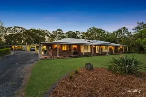 Property photo of 18 Gardenia Court Park Ridge South QLD 4125