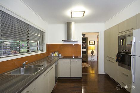 Property photo of 1 Reef Close Jamboree Heights QLD 4074