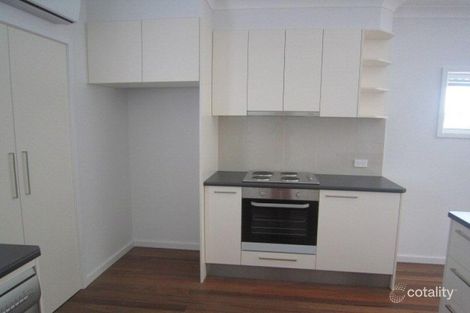 Property photo of 91 Robert Street Labrador QLD 4215