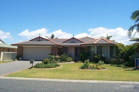 58 Acacia Cct, Yamba, NSW 2464