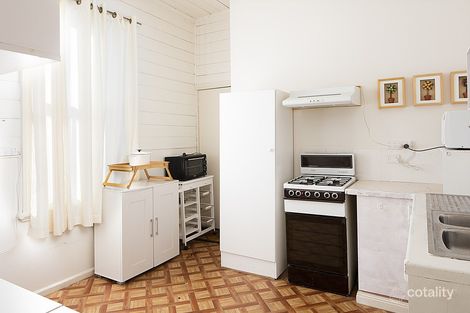 Property photo of 64 Victoria Street Eaglehawk VIC 3556