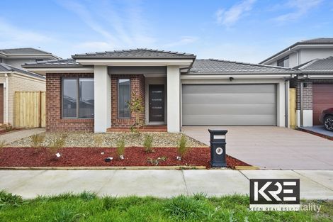 30 Trojan Cres, Clyde North, VIC 3978