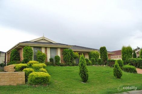 11 Bracken Cl, Cameron Park, NSW 2285