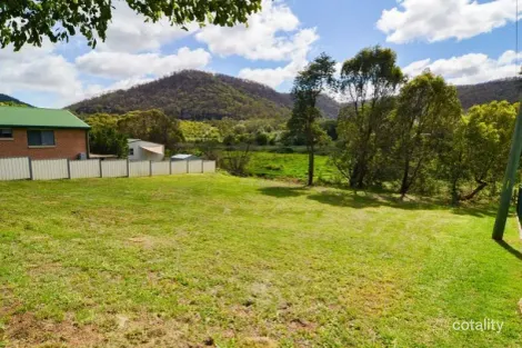 16 Chivers Cl, Bowenfels, NSW 2790