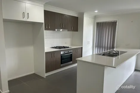 Property photo of 5 Wylie Way Urraween QLD 4655