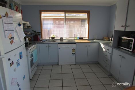Property photo of 36 Meadenhall Drive St Albans Park VIC 3219