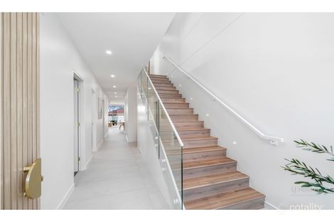 Property photo of 10B Eynham Road Milperra NSW 2214