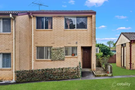 Property photo of 10/24 Atchison Road Macquarie Fields NSW 2564