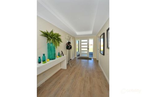 Property photo of 10 Grevillea Way Yakamia WA 6330