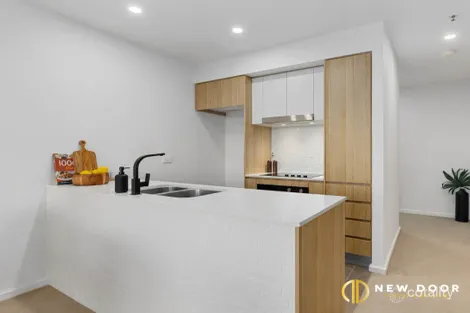 Property photo of 393/1 Anthony Rolfe Avenue Gungahlin ACT 2912