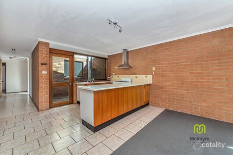 Property photo of 1 Hammill Close Calwell ACT 2905