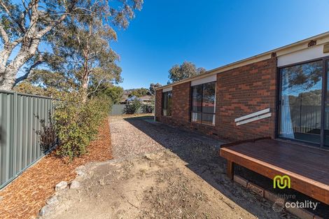 Property photo of 1 Hammill Close Calwell ACT 2905