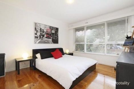 Property photo of 1/5 Anzac Street Carnegie VIC 3163