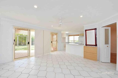 Property photo of 6 Barrine Close Clinton QLD 4680