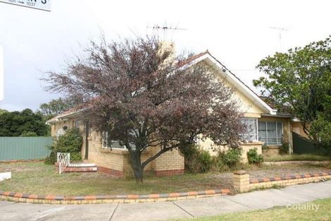 1011 Norman St, Wendouree, VIC 3355