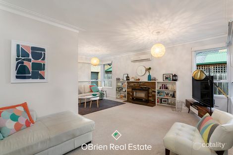 Property photo of 10 Friendship Square Cheltenham VIC 3192