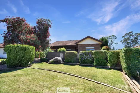 30 Lawson Cres, Griffith, NSW 2680
