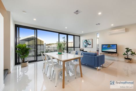 Property photo of 69 Amadeo Way Chirnside Park VIC 3116