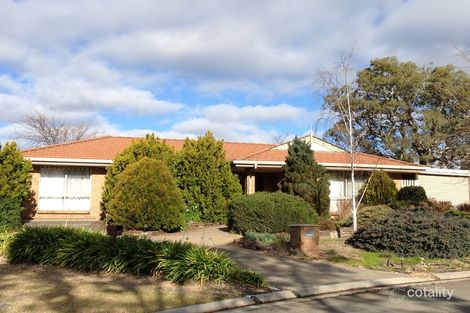 Property photo of 9 Giles Thorpe Crescent Mount Pleasant SA 5235